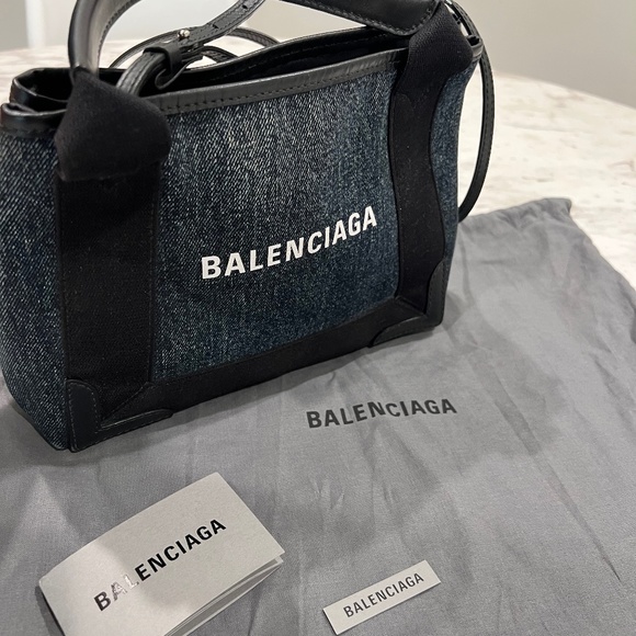 Balenciaga purse - Picture 1 of 5